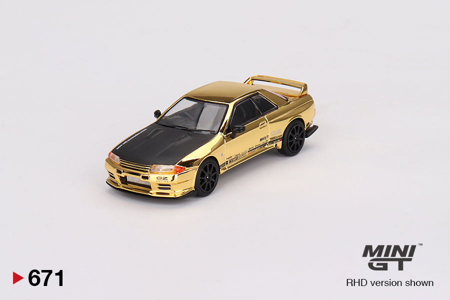 Mô hình xe Mini GT 1:64 Nissan Skyline GT-R Top Secret VR32 Gold Chrome w/ Carbon Fiber hood TAS 2024 - MGT00671