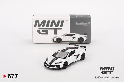 Mô hình xe Mini GT 1:64 Chevrolet Corvette Z06 2023 Arctic White - MGT00677