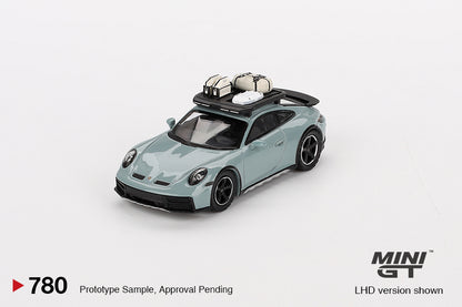 Mô hình xe Mini GT 1:64 Porsche 911 Dakar Shade Green Metallic - MGT00780