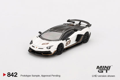 Mô hình xe Mini GT 1:64 Lamborghini Aventador SVJ 63 Bianco Asopo - MGT00842