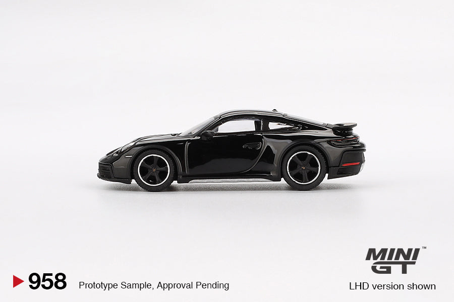 Mô hình xe Mini GT 1:64 Porsche 911 Dakar Black - MGT00958