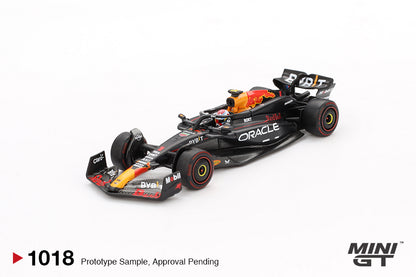 Mô hình xe Mini GT 1:64 Oracle Red Bull Racing RB20 #1 Max Verstappen 2024 F1 2024 Bahrain GP Winner - MGT01018