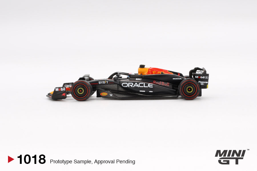 Mô hình xe Mini GT 1:64 Oracle Red Bull Racing RB20 #1 Max Verstappen 2024 F1 2024 Bahrain GP Winner - MGT01018