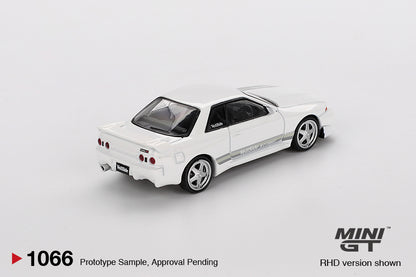 [PRE-SALE 09/2025] Mô hình xe Mini GT 1:64 Nissan-Skyline-GT-R-(R32)-VeilSide-Combat-C-I
White - MGT01066