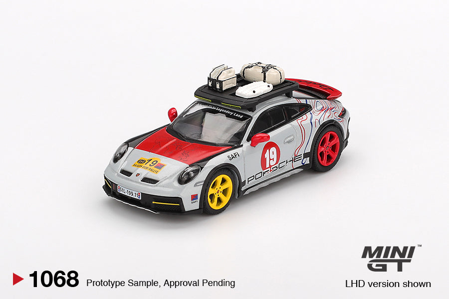 [PRE-SALE 09/2025] Mô hình xe Mini GT 1:64 Porsche-911-Dakar Uncle Rally - MGT01068