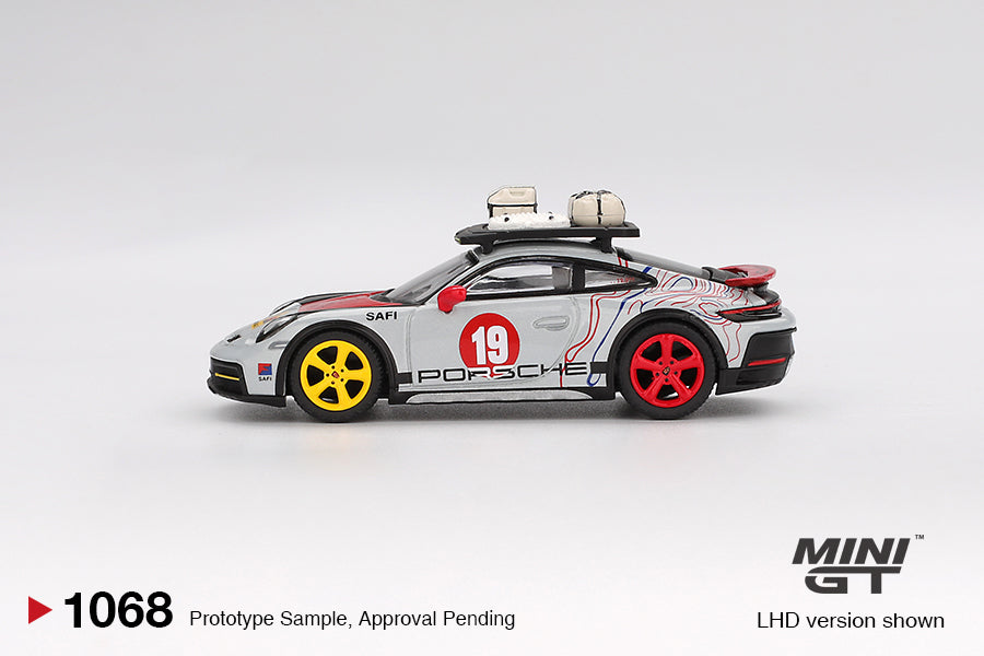 [PRE-SALE 09/2025] Mô hình xe Mini GT 1:64 Porsche-911-Dakar Uncle Rally - MGT01068