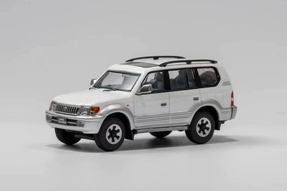 Mô hình xe GCD 1/64 Toyota Land Patrol Prado 90