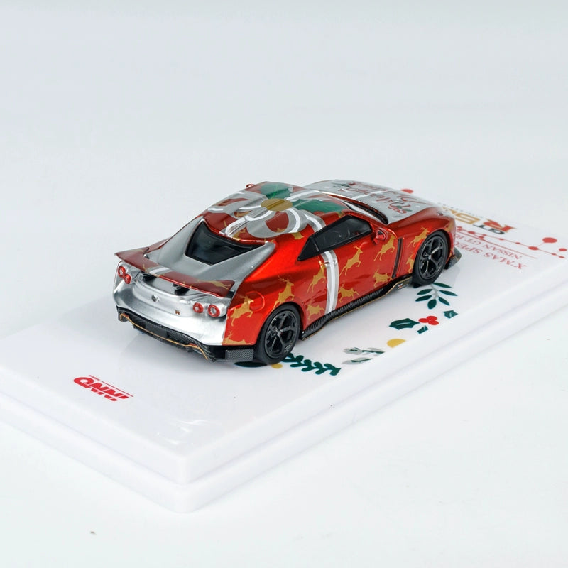 Mô hình xe INNO64 1/64 GT R50 2024 Special Edtion Christmas Edition