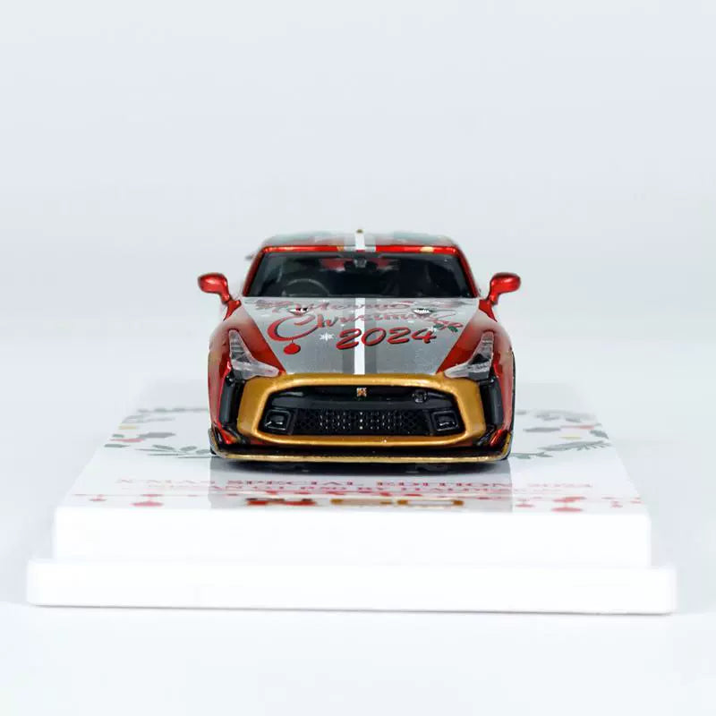 Mô hình xe INNO64 1/64 GT R50 2024 Special Edtion Christmas Edition