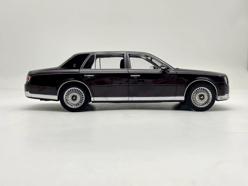 Mô hình xe LCD 1/18 Toyota Century full open