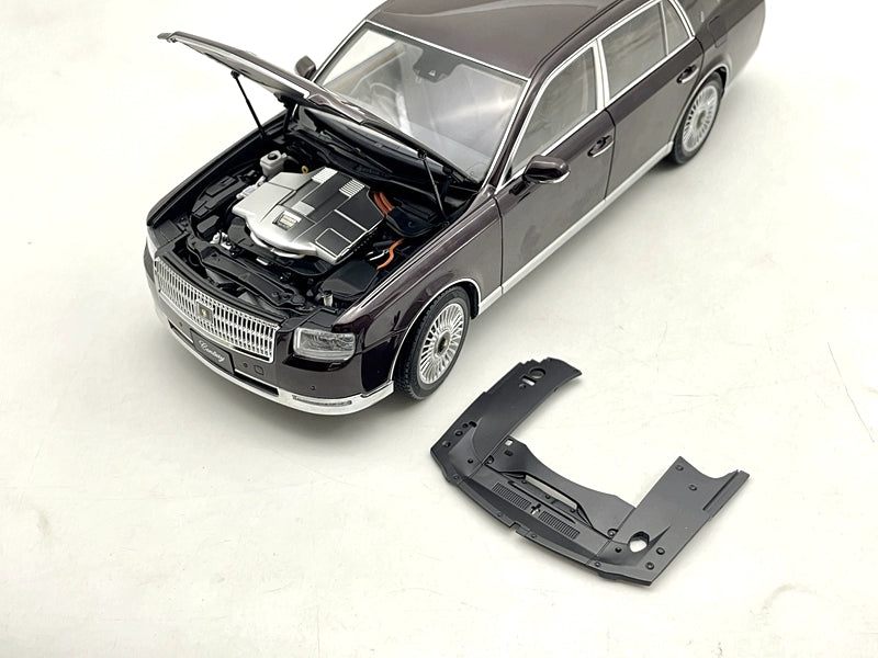 Mô hình xe LCD 1/18 Toyota Century full open