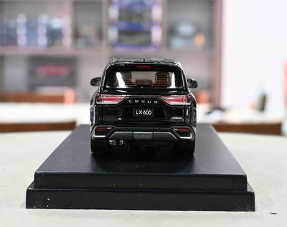 Mô hình xe LCD 1/64 Lexus LX600