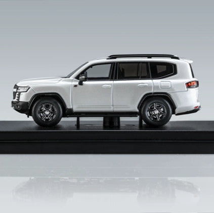 Mô hình xe LCD 1/64 Toyota LC300 GR Sport