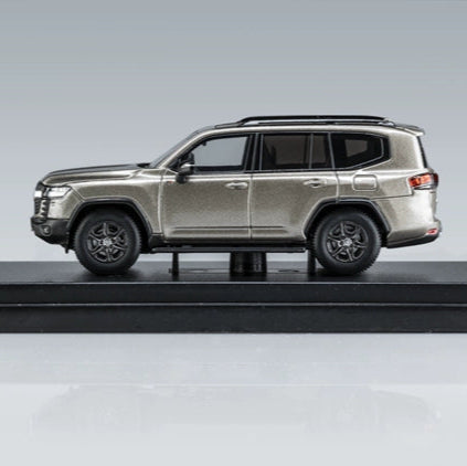 Mô hình xe LCD 1/64 Toyota LC300 GR Sport