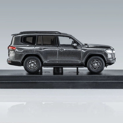 Mô hình xe LCD 1/64 Toyota LC300 GR Sport