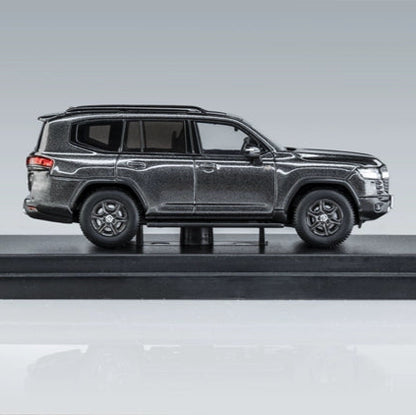 Mô hình xe LCD 1/64 Toyota LC300 GR Sport
