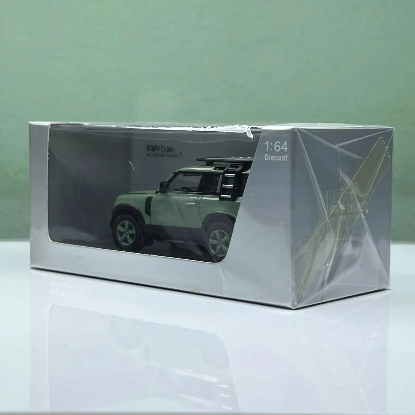 Mô hình xe Land Rover Defender 110 Green 70th ARBox 1:64 (Bản kỷ niệm)