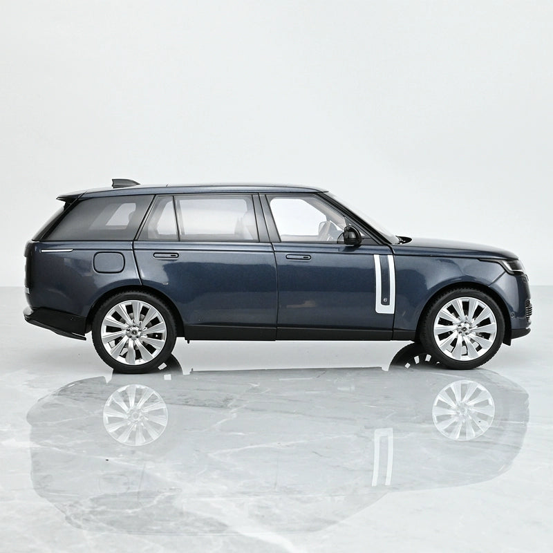 Mô hình xe Lexus 1/18 Land Rover LWB