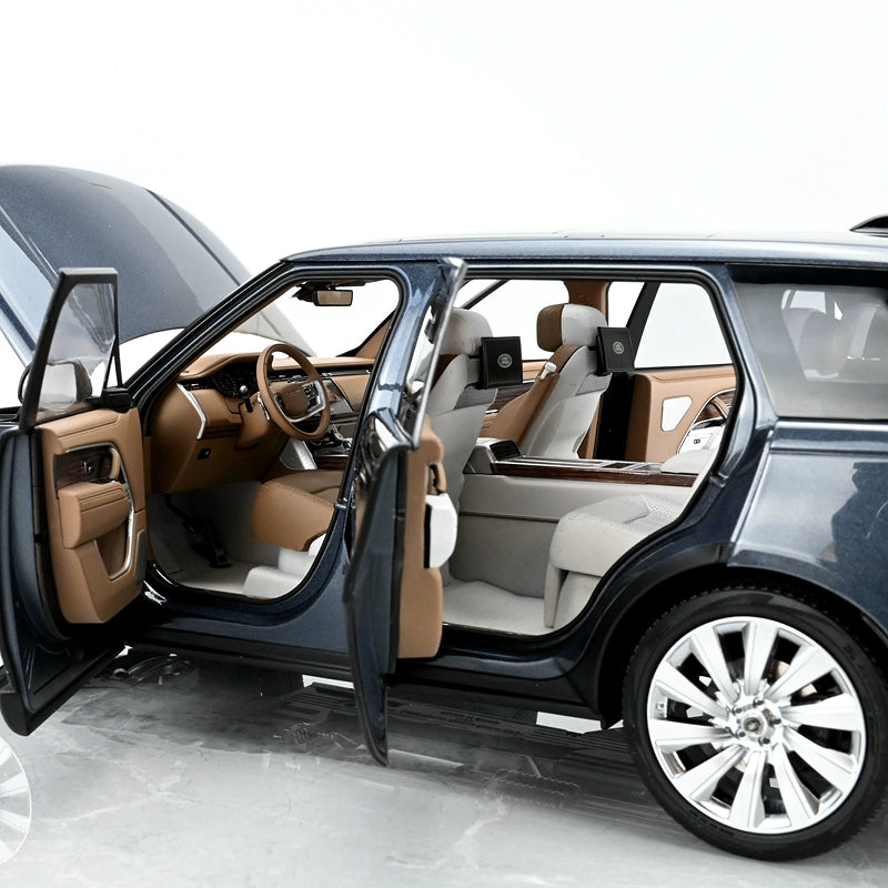 Mô hình xe Lexus 1/18 Land Rover LWB