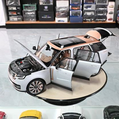 Mô hình xe Lexus 1/18 Land Rover LWB