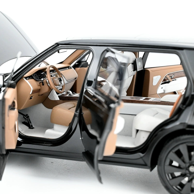 Mô hình xe Lexus 1/18 Land Rover LWB