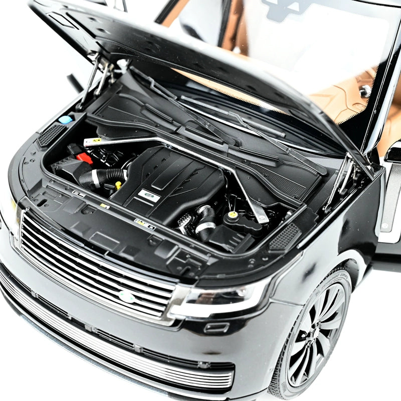 Mô hình xe Lexus 1/18 Land Rover LWB