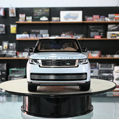 Mô hình xe Lexus 1/18 Land Rover LWB