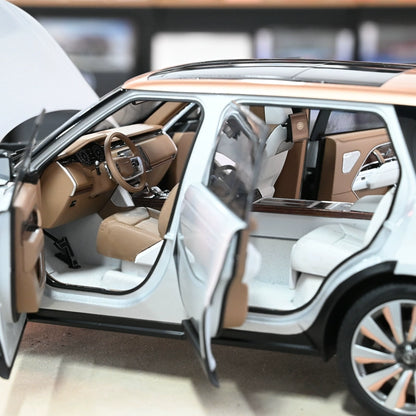 Mô hình xe Lexus 1/18 Land Rover LWB