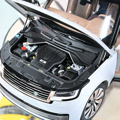 Mô hình xe Lexus 1/18 Land Rover LWB