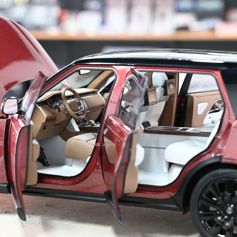 Mô hình xe Lexus 1/18 Land Rover LWB