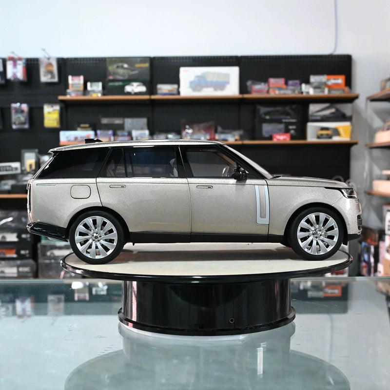 Mô hình xe Lexus 1/18 Land Rover LWB