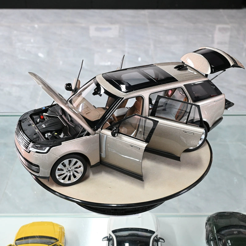 Mô hình xe Lexus 1/18 Land Rover LWB