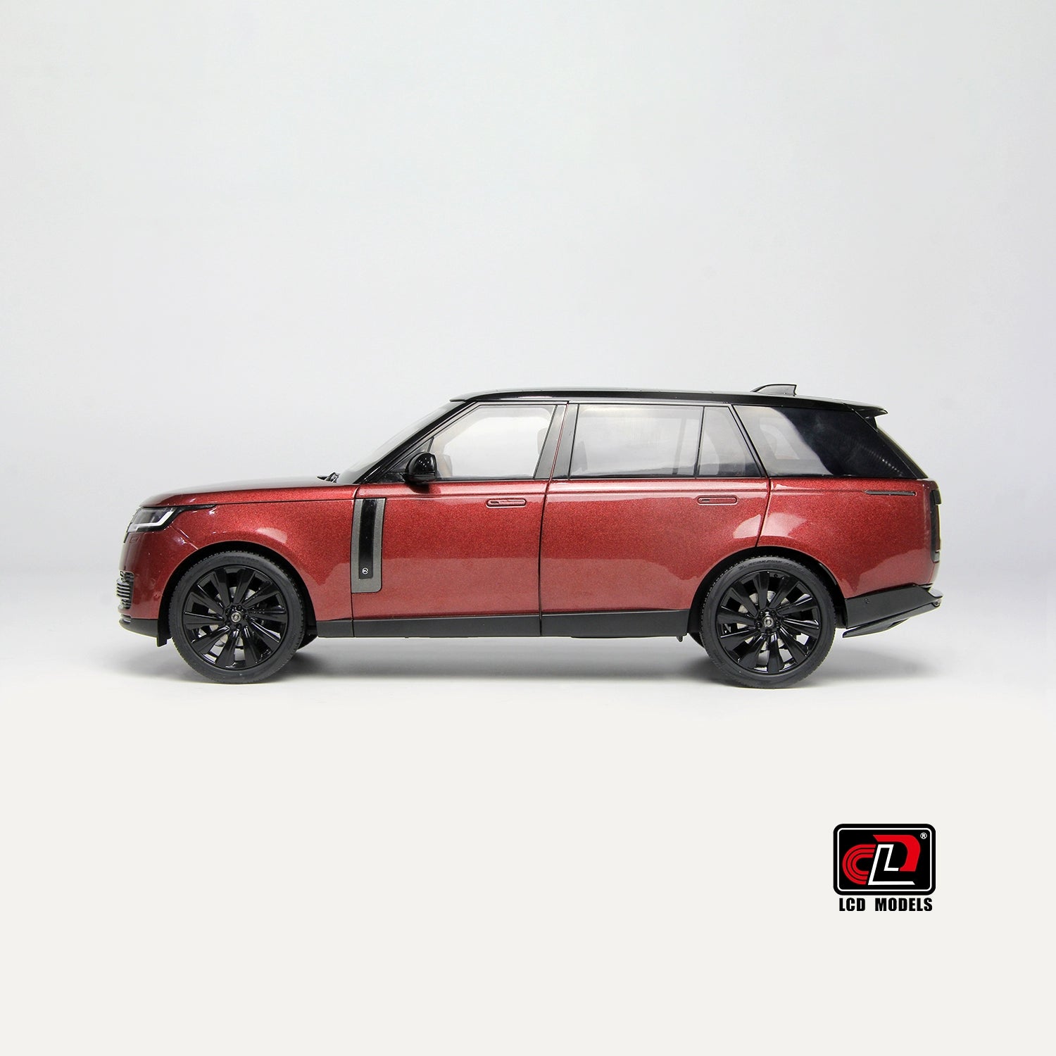 Mô hình xe Lexus 1/18 Land Rover LWB
