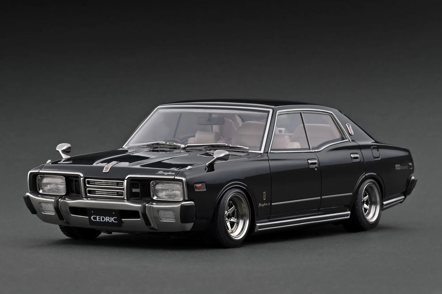 [PRE-SALE Q3/2025] Mô hình xe Ignition Model 1:18 Nissan Cedric Brougham (330) Black - IG3559