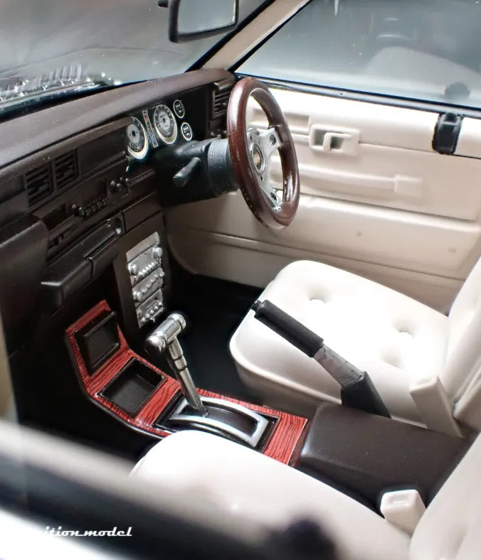 [PRE-SALE Q3/2025] Mô hình xe Ignition Model 1:18 Nissan Cedric Brougham (330) Black - IG3559