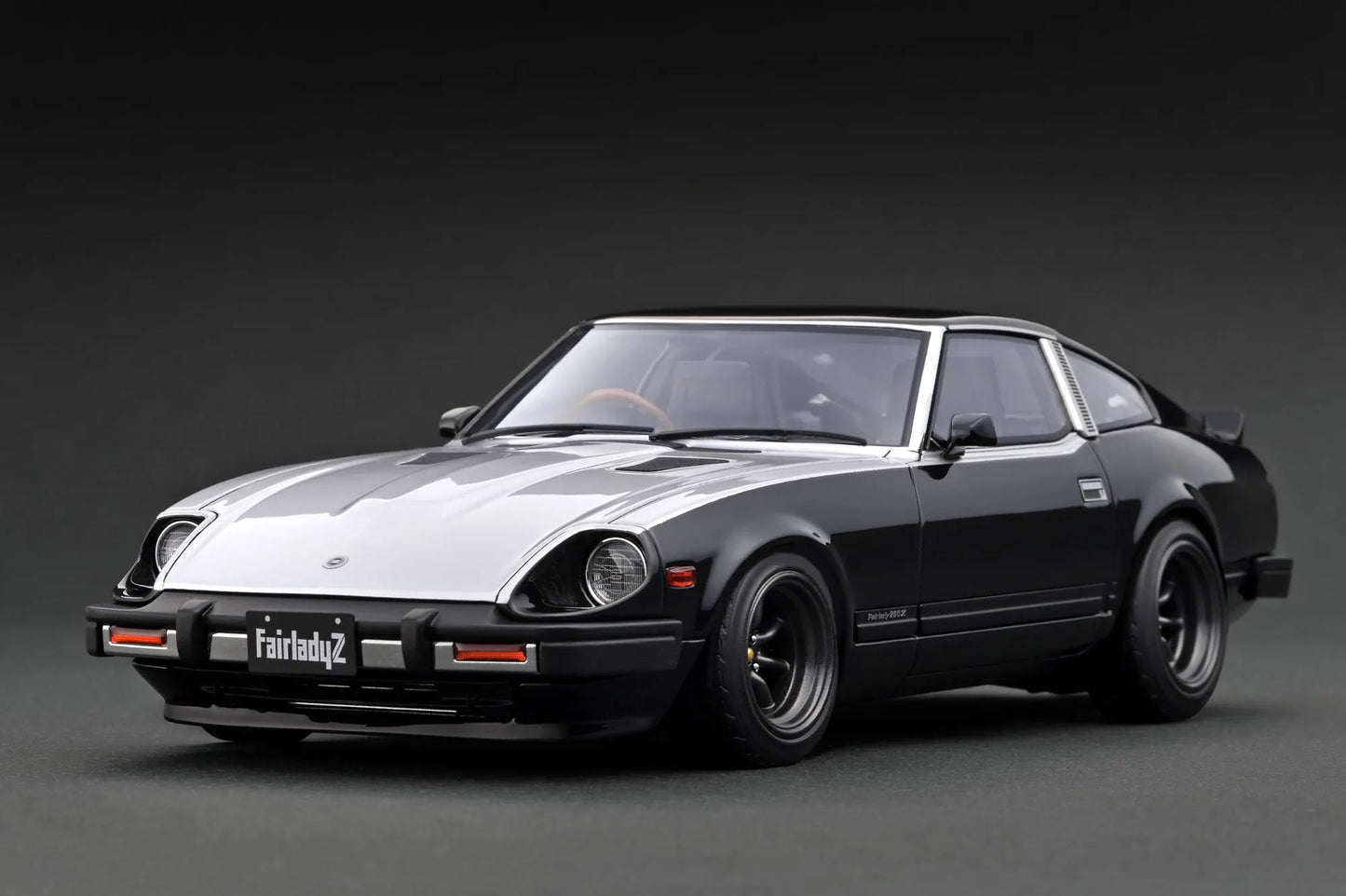 [PRE-SALE Q1/2025] Mô hình xe Ignition Model 1:18 Nissan Fairlady Z (S130) Black/Silver - IG3517