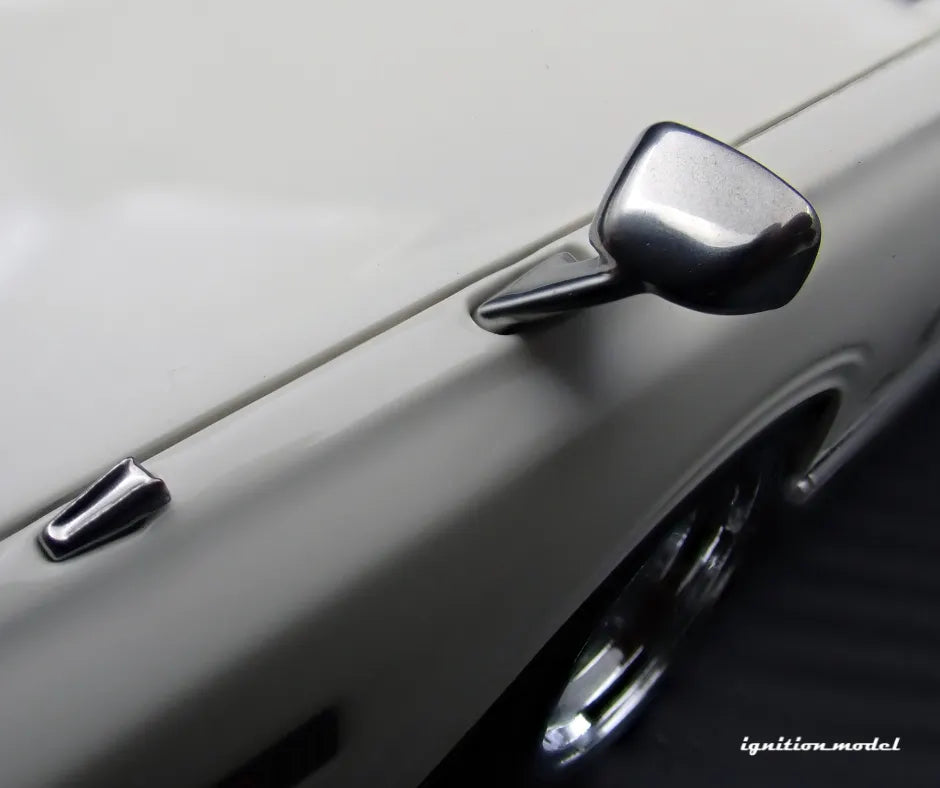 [PRE-SALE Q3/2025] Mô hình xe Ignition Model 1:18 Nissan Gloria Brougham (330) White - IG3556