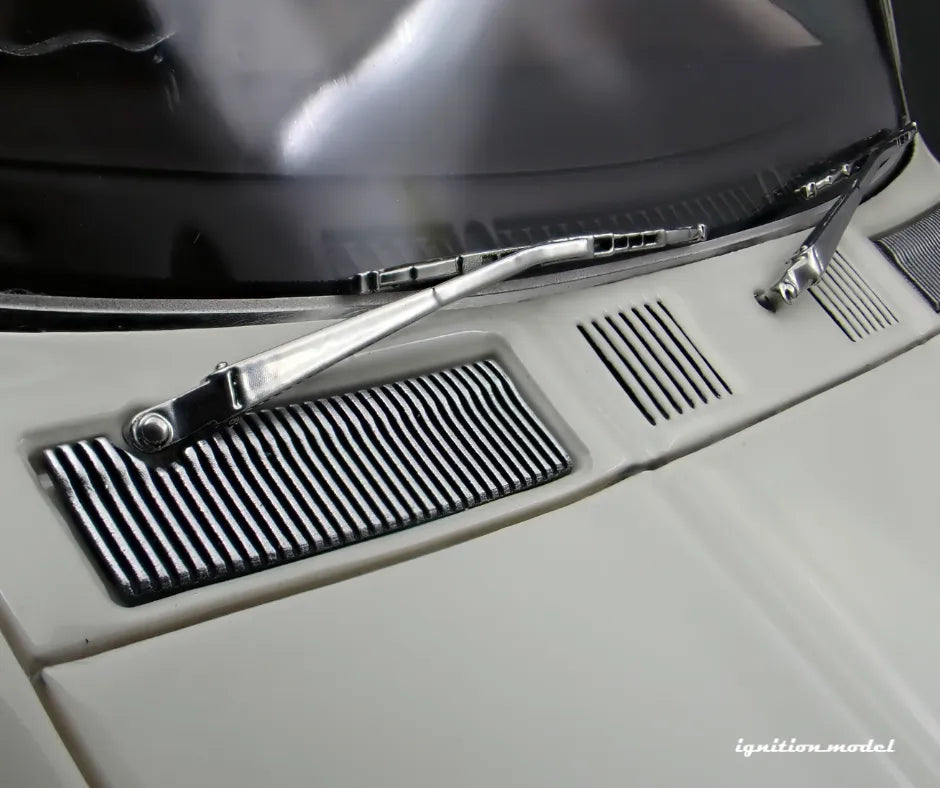 [PRE-SALE Q3/2025] Mô hình xe Ignition Model 1:18 Nissan Gloria Brougham (330) White - IG3556