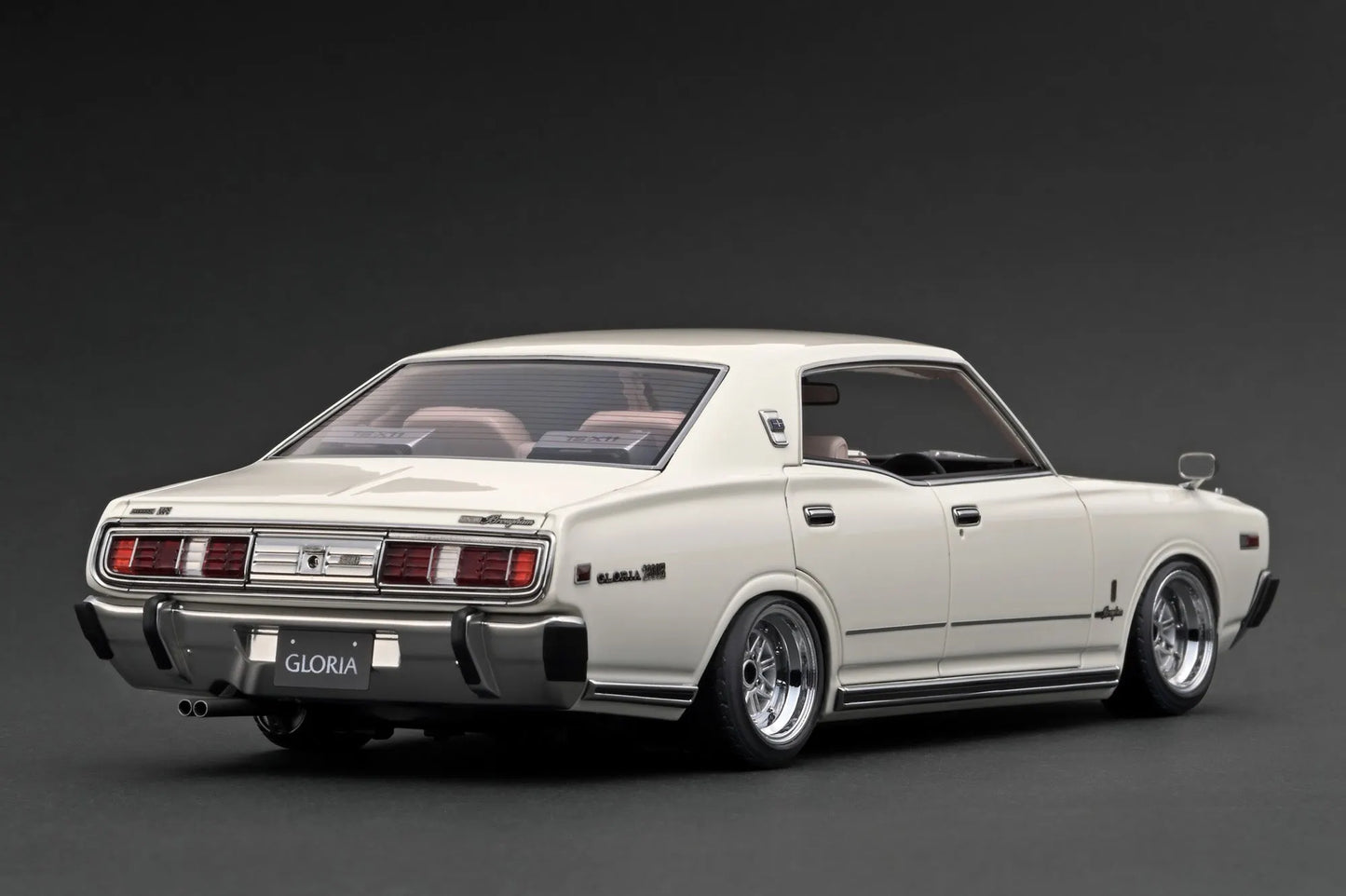 [PRE-SALE Q3/2025] Mô hình xe Ignition Model 1:18 Nissan Gloria Brougham (330) White - IG3556