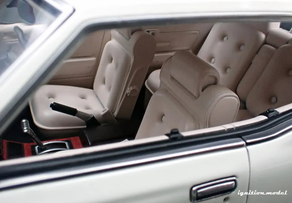 [PRE-SALE Q3/2025] Mô hình xe Ignition Model 1:18 Nissan Gloria Brougham (330) White - IG3556