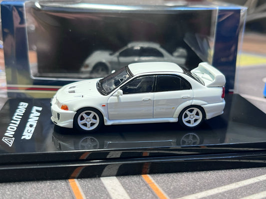 Mô hình xe Hobby Japan 1/64 Mitsubishi Lancer Wing God EVO 5