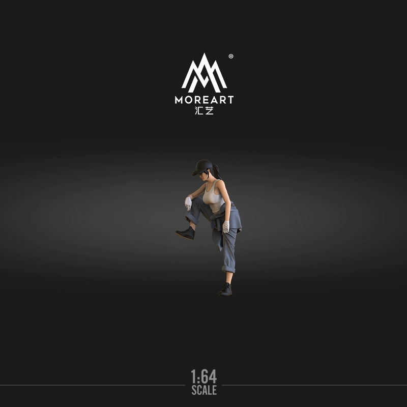 MoreArt Figures mô phỏng sửa xe 1/64