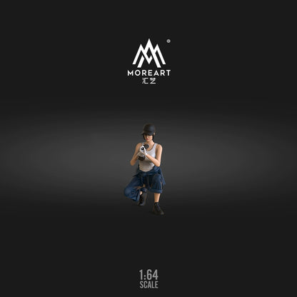 MoreArt Figures mô phỏng sửa xe 1/64