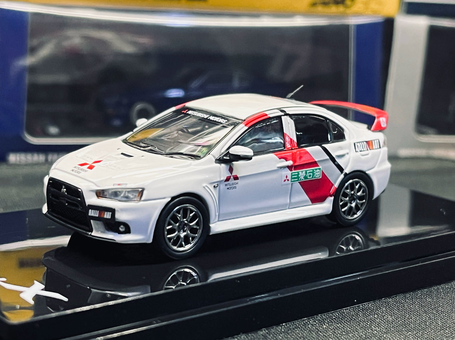 Mô hình xe Hobby Japan 1/64 Mitsubishi Evo10th generation with engine LANCER