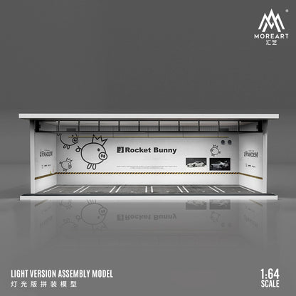 MoreArt 1/64 Diorama garage mô hình lắp ghép có đèn chiếu sáng