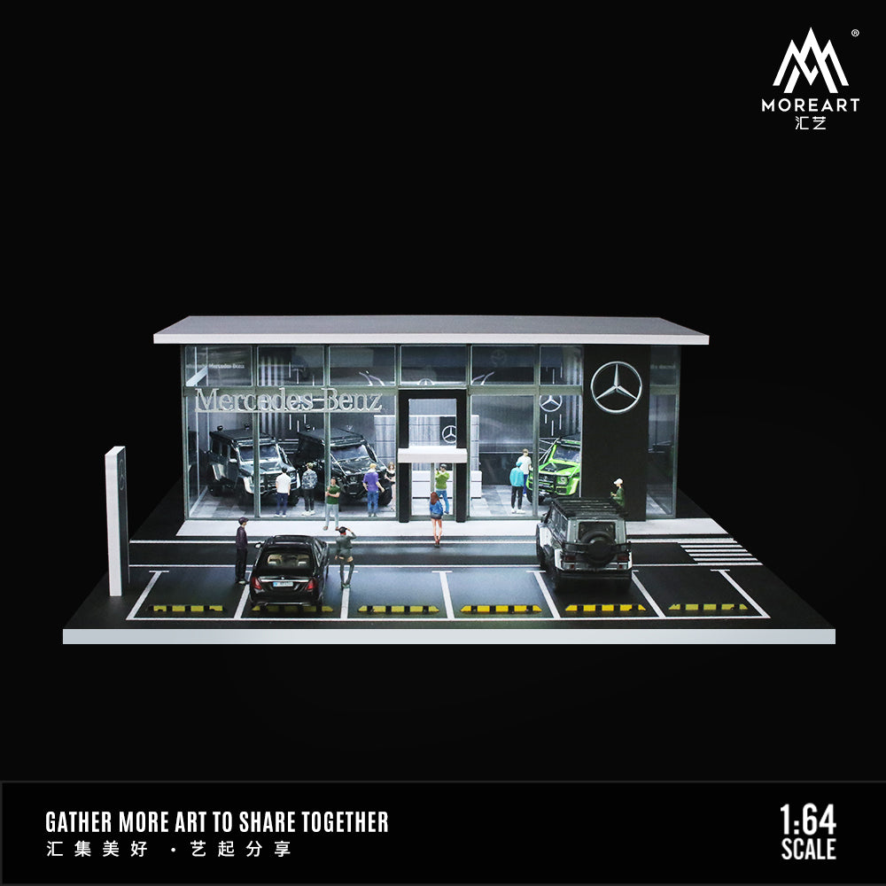 MoreArt Mercedes-Benz 4S Showroom bản có đèn chiếu sáng 1/64