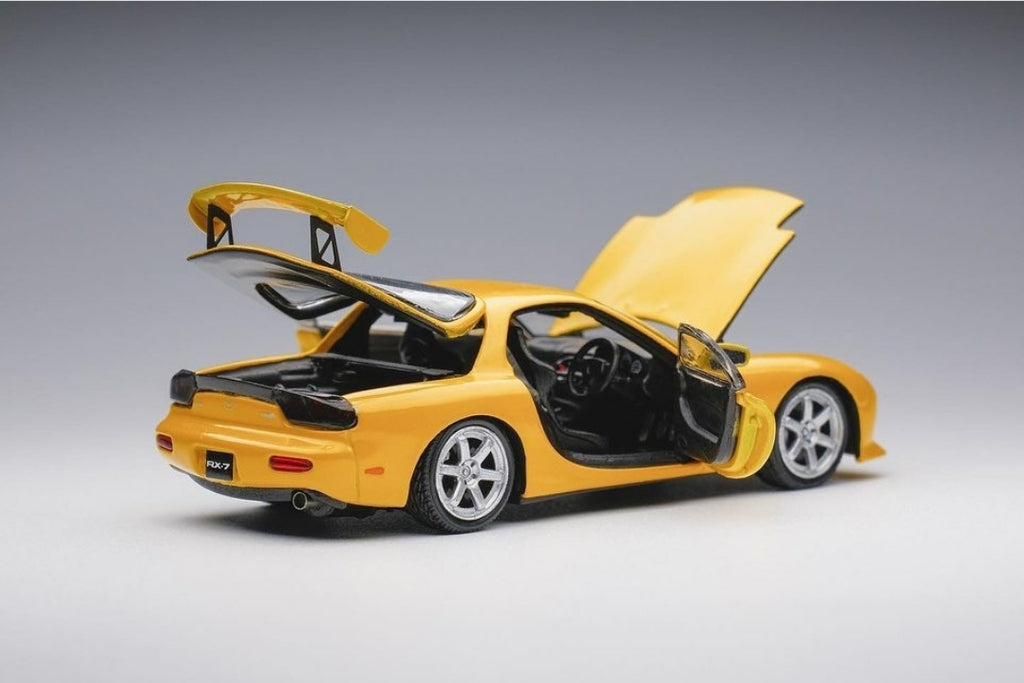 Mô hình xe PGM 1:64 Mazda RX-7 (FD3S) in Yellow Ordinary Version / PGM-640801A