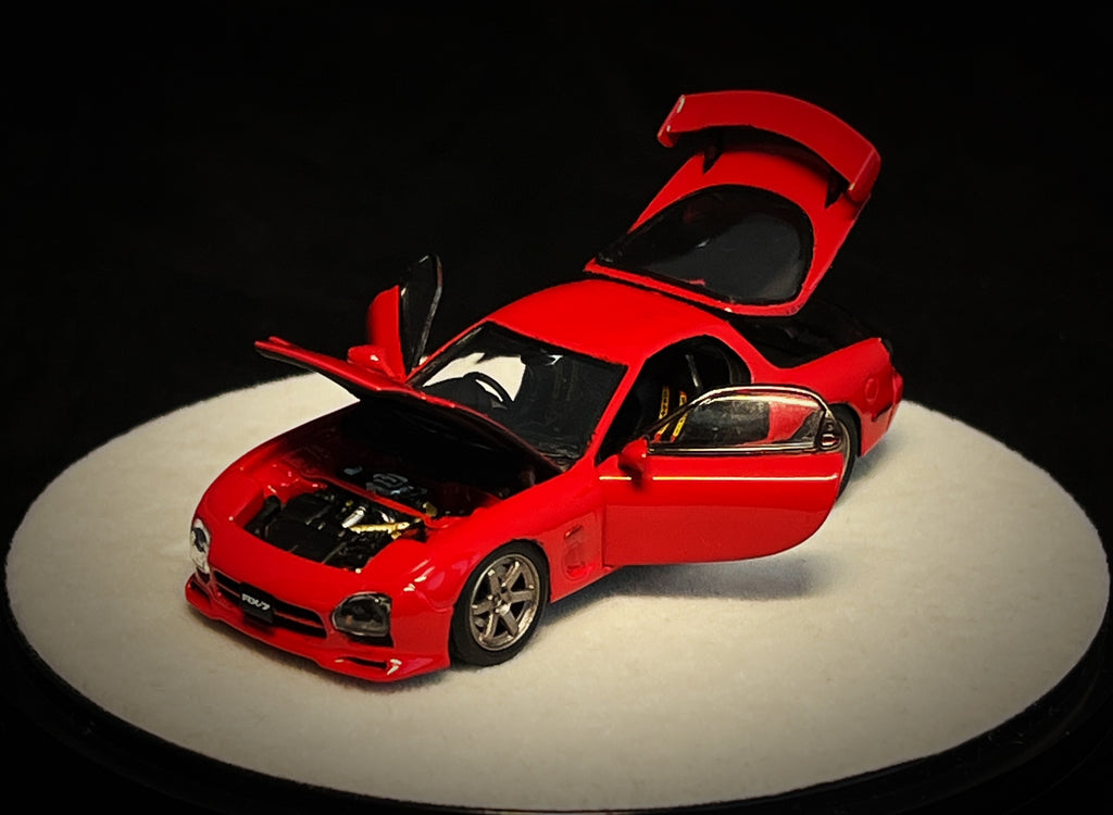 [PRE-ORDER] Mô hình xe PGM 1:64 Mazda RX-7 (FD3S) in Red Luxury Round Base Version / PGM-640804B
