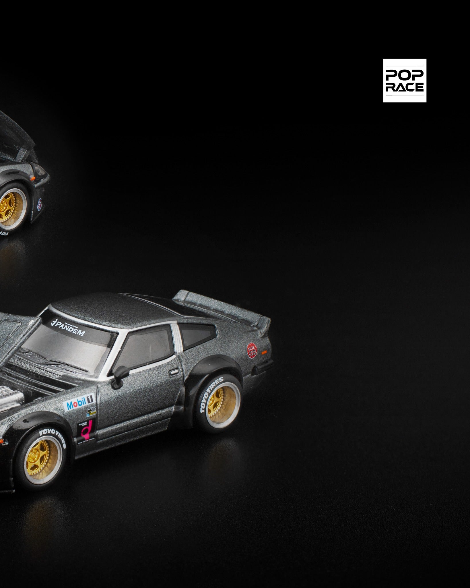 [Mocus Bán lượt mua trước] Sắp ra mắt tháng Q1/2026 mô hình xe POPRACE 1:64 Nissan 280 ZX Rocket bunny #390
