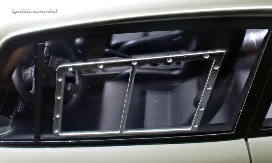 [PRE-SALE Q3/2025] Mô hình xe Ignition Model 1:18 RWB 993 Khaki - IG3626